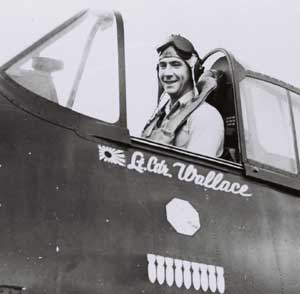 Lieutenant Commander Daniel Wallace Jr.  Air Group 31 Commanding Officer - Air Group 31  CO